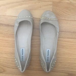 Brand New Steve Madden Nude Flats
